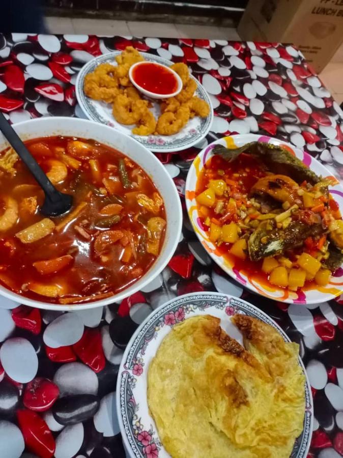 Selesa Tioman -Home Stay Apartments Kampung Genting エクステリア 写真